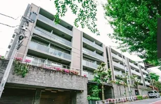 フレンシア外苑西【5階】の外観