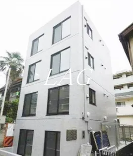 SOPHIE DE BLANCの画像