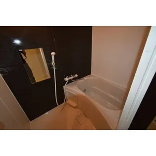 ラグジースペース南郷【3階】の風呂