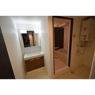 ラグジースペース南郷【3階】の内装