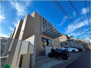 エルスタンザ下北沢【1階】の外観