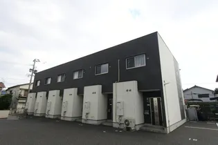 ソレイユ下原町Iの外観