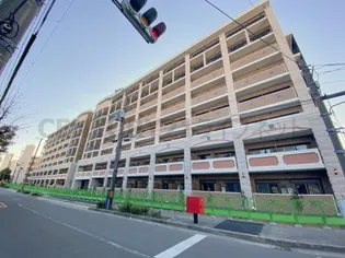 ラグゼ新大阪アルファ【6階】の外観