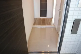 グランドパレス高千穂通【10階】の玄関