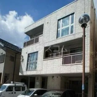 ヴィルヌーヴ【2階】の外観