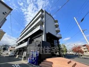 大阪府吹田市岸部中3【マンション】の外観