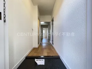桜ヶ丘レジデンス【4階】の玄関