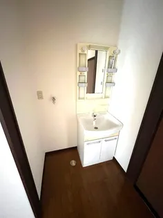 第一山下コーポ【2階】の内装