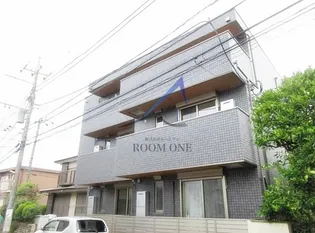 アウトゥーノ【1階】の外観