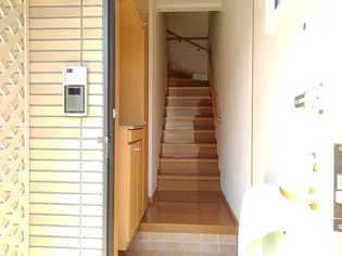 フリッシュVI【2階】の玄関