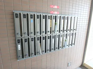 コートエスタ【1階】の地図