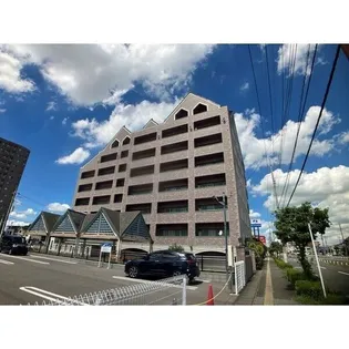 ケルムスコットコートの画像