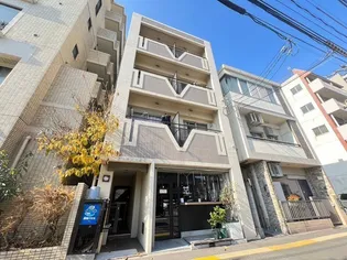 ジュネス九軒町【2階】の外観