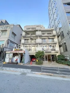 コープ野村六本木1【3階】の外観