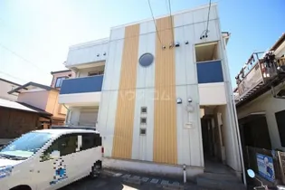 クレフラスト初生【2階】の外観