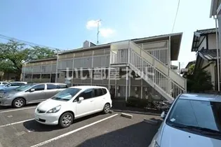 レミントンテラスB【1階】の外観