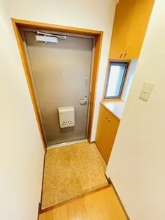 パルテール さくら館【5階】の玄関