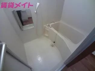 ファミーユ小杉【2階】の風呂