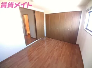 ファミーユ小杉【2階】の内装