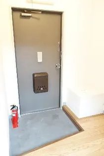 メゾンド 雅【1階】の玄関