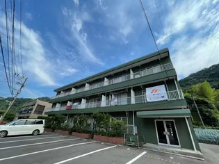 オチャード【2階】の外観