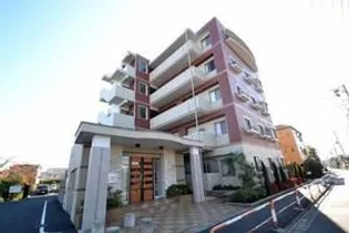 ルネ シェスタ【3階】の外観