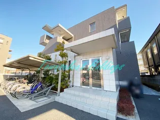 ラフィール鎌倉【2階】の外観