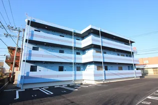 ハクゾウロッジング【1階】の外観