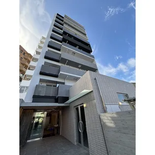 ウインズコート桜塚【2階】の外観