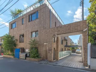 アカデミーヒル若松【1階】の外観