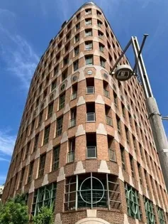 東京都港区東新橋2【マンション】の外観