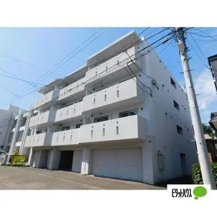 ブランノワール宮の森の画像