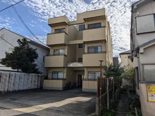 スウィート霞苑【3階】の外観