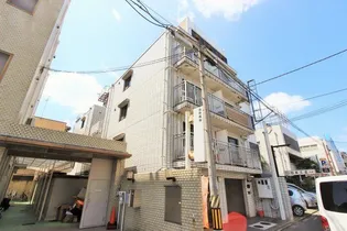 プティ パレの画像