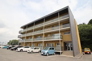 ラ・メール撫川【1階】の外観