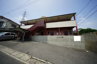 ニューハイツ三林III【1階】の外観