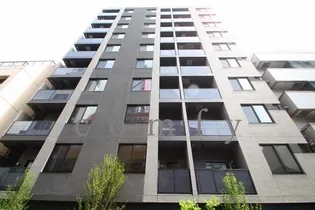 クリオラベルヴィ新富町【2階】の外観