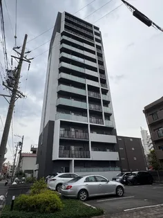 グランパークタワー【11階】の外観