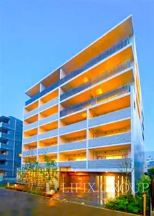 プレール・ドゥーク新宿御苑II【6階】の外観