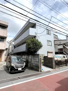 東京都中野区新井3【マンション】の外観