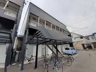 ピース・スクエア住吉A【1階】の外観