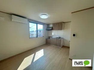 HKハイツ【2階】の居間