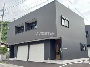 ラグナ セカGARAGE03 C棟の画像