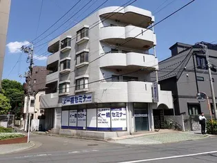 東京都練馬区高松4【マンション】の外観