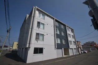 BLANC NOIR Fの画像