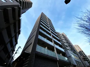 東京都新宿区西新宿4【マンション】の外観