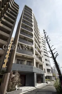 コンシェリア南青山【3階】の外観