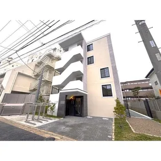 東京都世田谷区北沢1【マンション】の外観