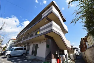 松屋マンションの画像