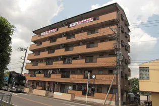 サンスカイ小山【1階】の外観